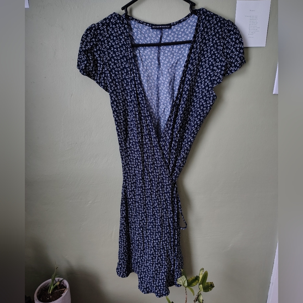 Brandy Melville S/M Blue Daisy Print Robbie Wrap Dress Made In Italy - Picture 12 of 14